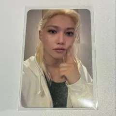 【サウェ】Stray Kids スキズ KARMA トレカ