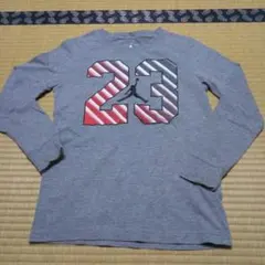 Jordan Brand 23 長袖Tシャツ グレー 140～150サイズのサムネイル