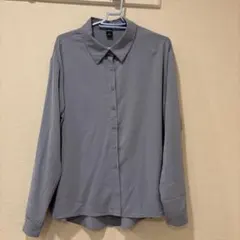 グレー ボタンアップシャツ 長袖