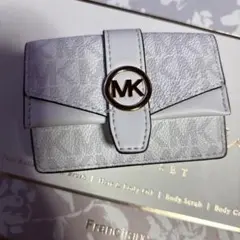 Michael Kors 三つ折り財布 ホワイト