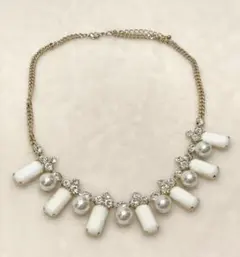 Item thumbnail for item fdd6df6b-325f-49ab-af6b-30ece87dd4d4