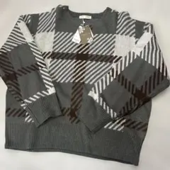 新品未使用　しまむら　チェック柄ニット　グレーニット　L