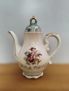 Item thumbnail for item a17cc548-6618-46b3-899f-272e19f3f5f8