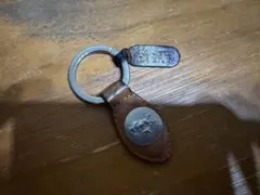 【イルビゾンテ】 レザー キーリング キーホルダー