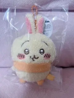 ちいかわ　ぬくぬくの装いマスコット　うさぎ