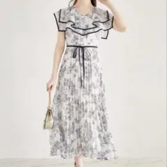 トッコクローゼット　ウエストリボン付きビックカラープリーツワンピース