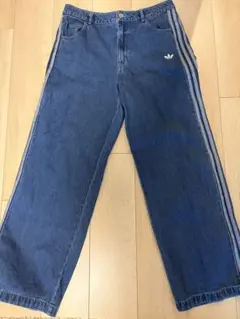 adidas デニムパンツ トレフォイル サイドライン