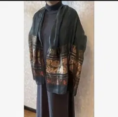 大判花柄ストール　軽量　良品　ダークグリーン