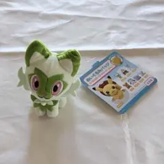 ポケモン ぬいぐるみバッジ モンスターボール ニャオハ