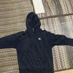 NIKE プルオーバーパーカー ブラック
