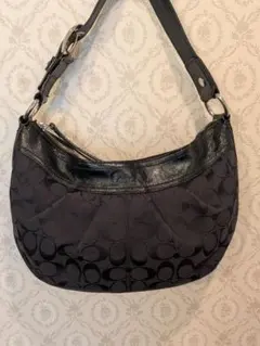 COACHコーチシグネチャーショルダーバッグ【値下げしました】