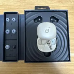 Anker soundcore Liberty4 NC 右耳とケース