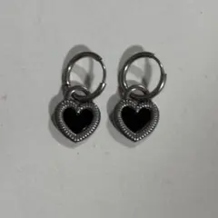 ピアス