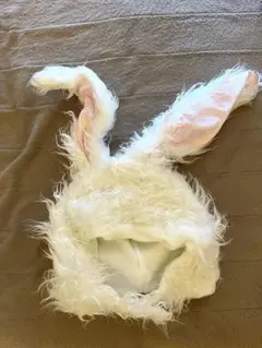 うさぎ　被り物　パーティー