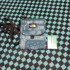 ☆THE NORTH FACE バンダナ柄サコッシュ☆