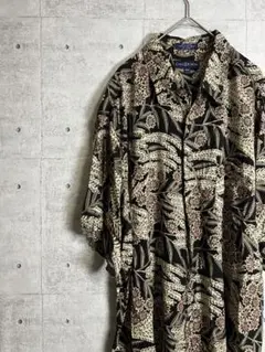 海外古着　半袖シャツ　柄シャツ　総柄　花柄　ダーク系　ブラック　ゆるダボ