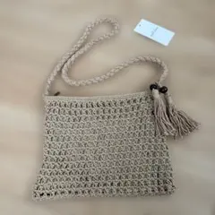 ベージュ タッセル付き サコッシュのサムネイル