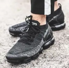 ナイキ/エアヴェイパーマックス 2 フライニット/ローカットスニーカー