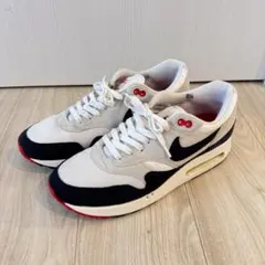 Item thumbnail for item 97c826a5-83c9-49a9-b9f5-64c9b3e7b09a