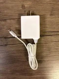 【新品・未使用・箱無し】カシムラ　ライトニング　ACアダプター 充電器1m