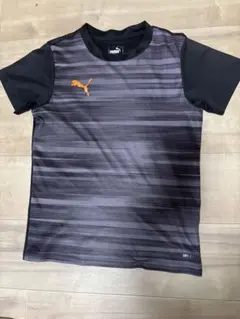 美品！サッカー プーマ 半袖Tシャツ 150