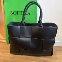 Bottega Veneta ダークブラウン ショルダーバッグ(内側リペア有