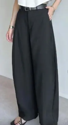 ブラックカーブパンツ　Re:EDIT AMサイズ　新品タグ付き