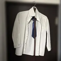 ホワイト長袖シャツ ネクタイ付き