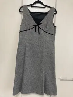 ペイトンプレイス　グレー ノースリーブ Aラインワンピース