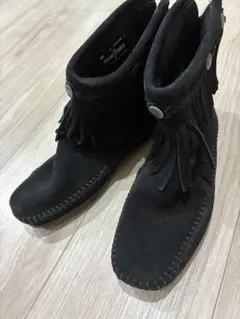 MINNETONKA フリンジブーツ ブラック6 約23㎝値下げしました！