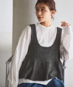 完売品　スタディオスリップ　7ケージ切り替えフレアベスト　ダークグレー　Fサイズ