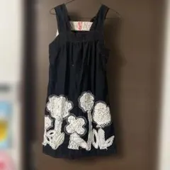 ムチャチャ　黒 ワンピース 花柄 レース アップリケ
