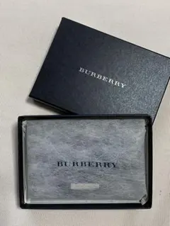 「未使用品」BURBERRY バーバリー名刺入れ ノバチェックレザーカードケース