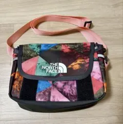 THE NORTH FACE マルチカラーショルダーバッグ