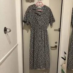 Ray Cassin 花柄ワンピース ブラック