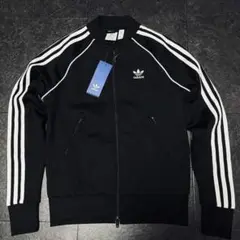 adidas トラックジャケット Ｍ