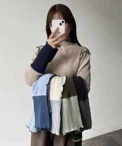 Thevon.(ゼヴォン)袖先配色プリーツメロープルオーバー