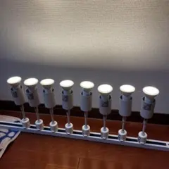 TOSHIBA スポットライト　8本