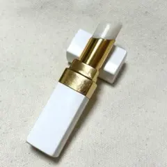 Chanel リップクリーム ホワイト　シャネル　ルージュ　ココボーム　912