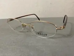 Item thumbnail for item 912bb344-d5ef-4fff-9238-f2abb00ebe92