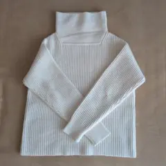 ヒューマンウーマンアイボリー リブ編み タートルネックセーターMジェイプレス
