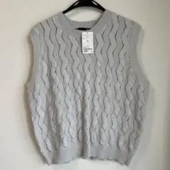 新品ライトグレー ニットベスト Sサイズ
