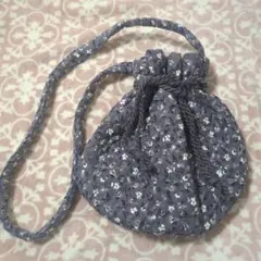 4/13 ショルダーバッグ　グレー