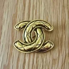 CHANEL ココマーク マトラッセ ブローチ ゴールド