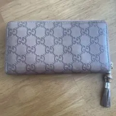 GUCCI ベージュレザー長財布 GGパターン