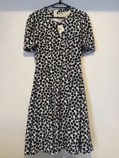 昭和レトロ 森英恵 ワンピース スカート 和柄 菊 花柄 アンティーク 日本 ９号 ノースリーブ 当時物 デザイン 洋服 ドレス 黒 プリント 2025年最新ハナエモリ ワンピースの人気アイテム - メルカリ