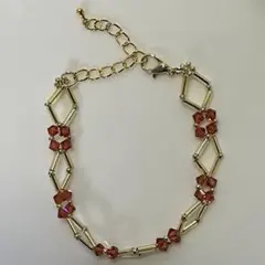 ハンドメイド ビーズブレスレット レッド系