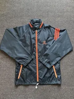 adidas デサント　ナイロンジャケット