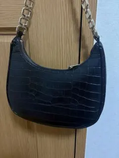 Zaraブラック クロコダイル風 ショルダーバッグ