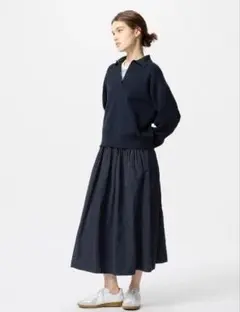 UNIQLO　ボリュームギャザースカート　69NAVY